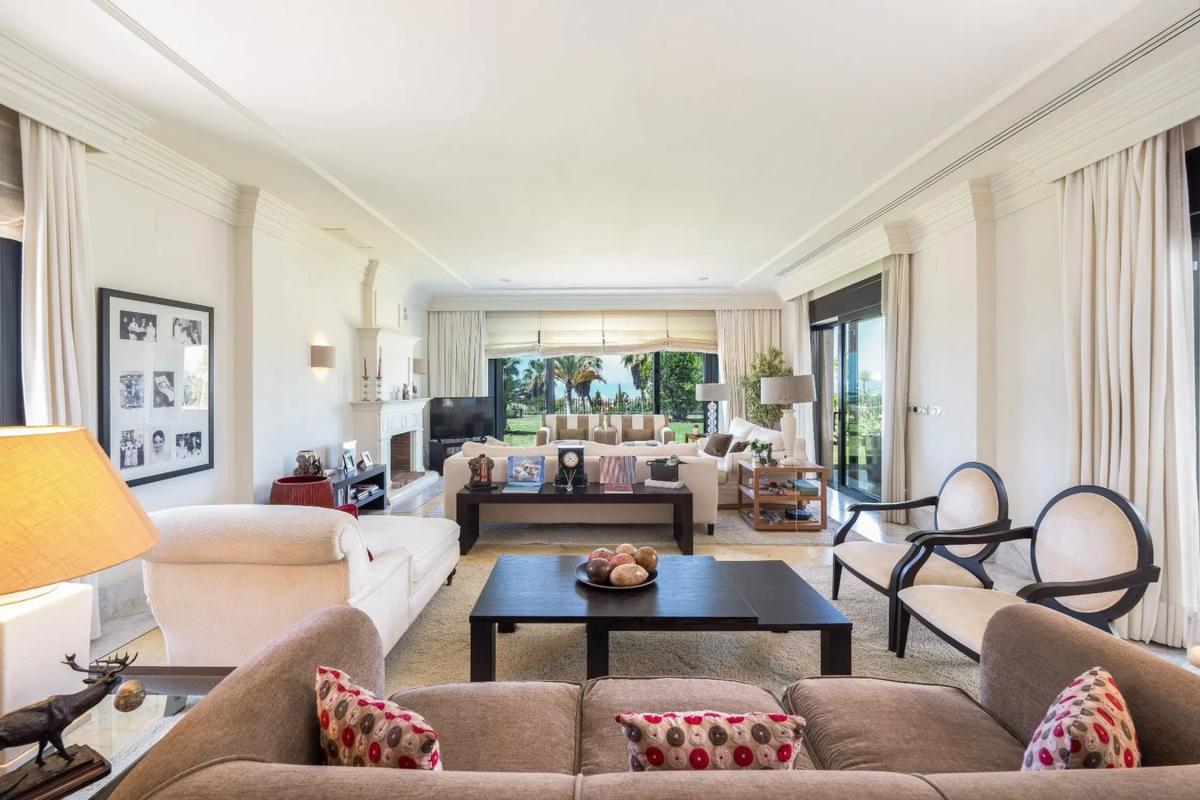 Venta de chalet independiente en Urbanizacion Santa Clara Golf, Marbella
photo 3