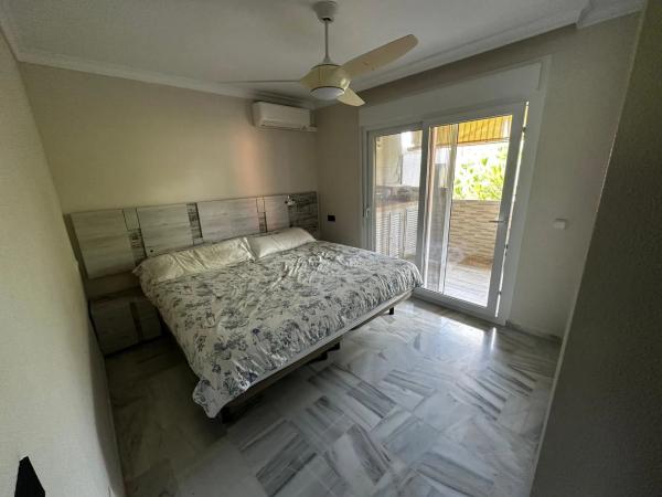 Venta de piso en Calle Magnolio, Marbella
photo 1