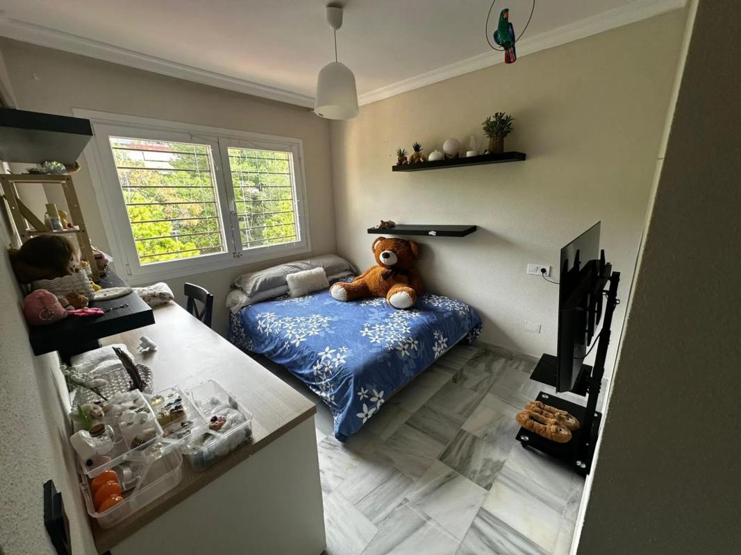 Sale of apartment in Calle Magnolio, Marbella
 photo 5