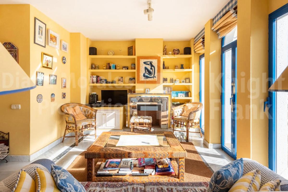 Sale of apartment in Barrio Playa de la Fontanilla, Marbella
 photo 5
