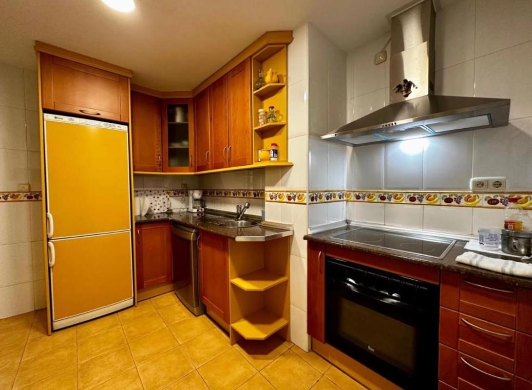 Venta de piso en Calle Tales de Mileto, Marbella
photo 4
