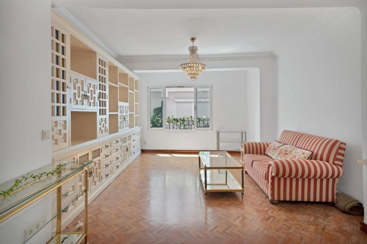 Продажа квартиры на Calle Caballeros, Марбелла
photo 5