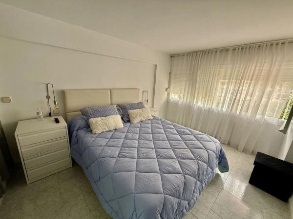 Venta de piso en Barrio Valdeolletas-Las Cancelas-Xarblanca, Marbella
 photo 3