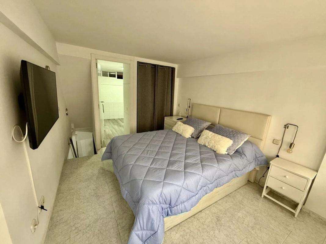 Venta de piso en Barrio Valdeolletas-Las Cancelas-Xarblanca, Marbella
photo 4