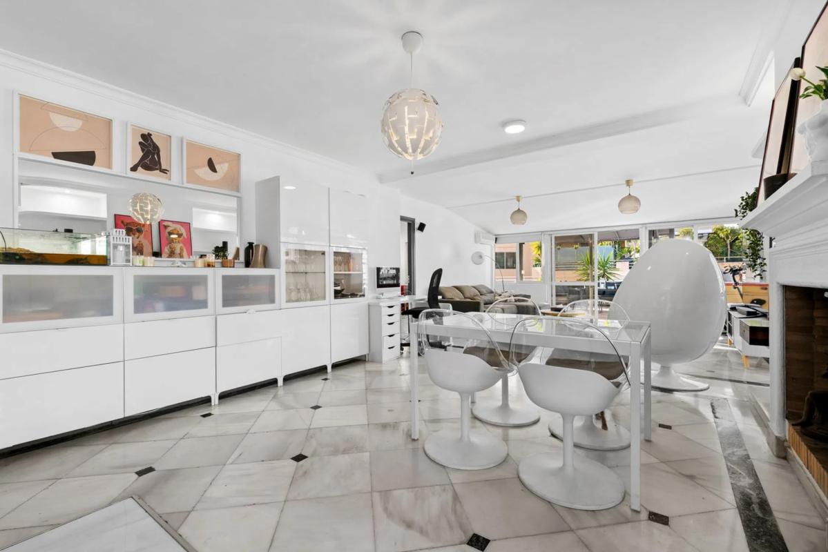 Продажа квартиры на Calle de Ramón Gómez de la Serna, 12 -18, Марбелла
photo 4