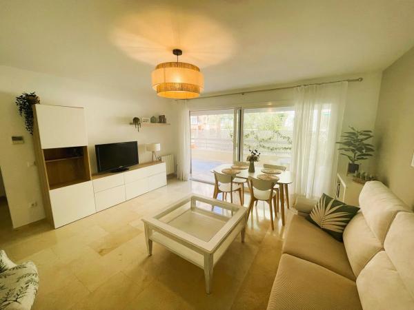 Venta de piso en Avenida Arias Maldonado, 11, Marbella
photo 1