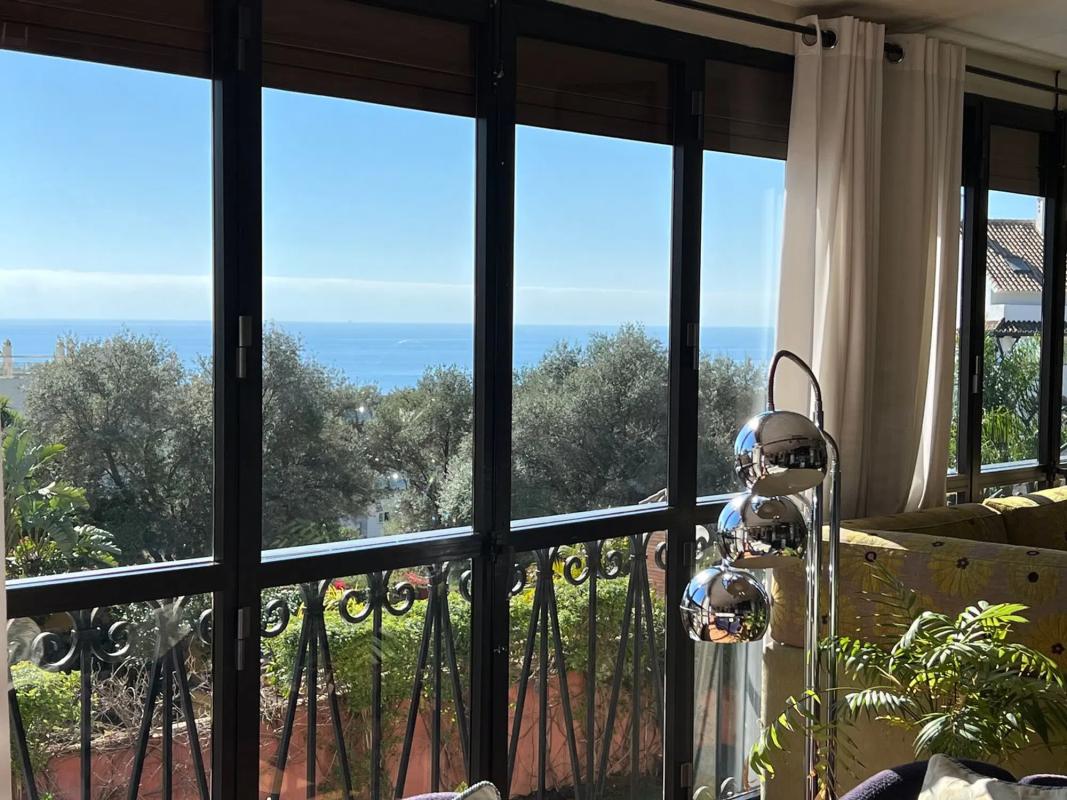 Venta de chalet independiente en Paseo VALDEOLLETAS, Marbella
photo 2