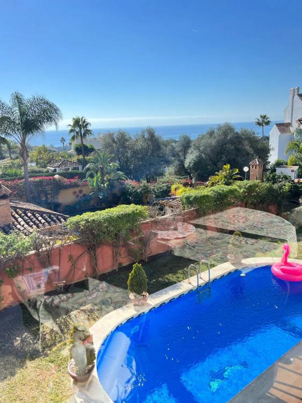 Venta de chalet independiente en Paseo VALDEOLLETAS, Marbella
photo 4