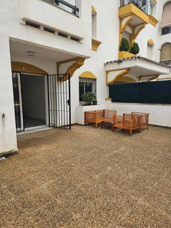 Sprzedaż mieszkania w Calle Jacinto Benavente, Marbella
thumbnail 2