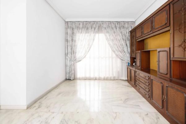 Четырехквартирный дом на продажу на  Barrio Miraflores , Марбелла photo 1