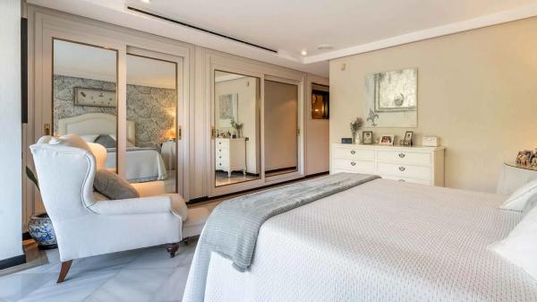 Mieszkanie na sprzedaż w Calle Estébanez Calderón, 6, Marbella photo 1