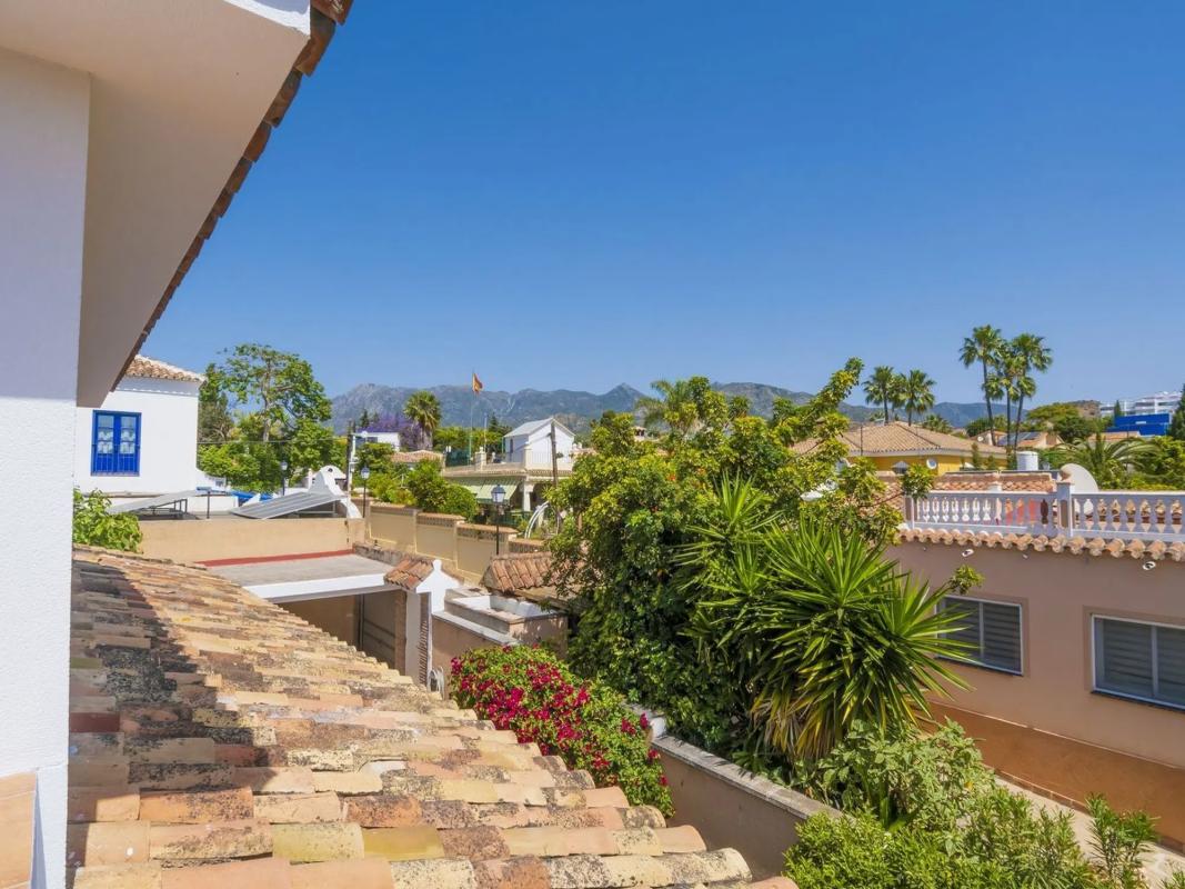 Продажа отдельного шале в  29601 Marbella, Málaga, España s/n, Марбелла photo 2