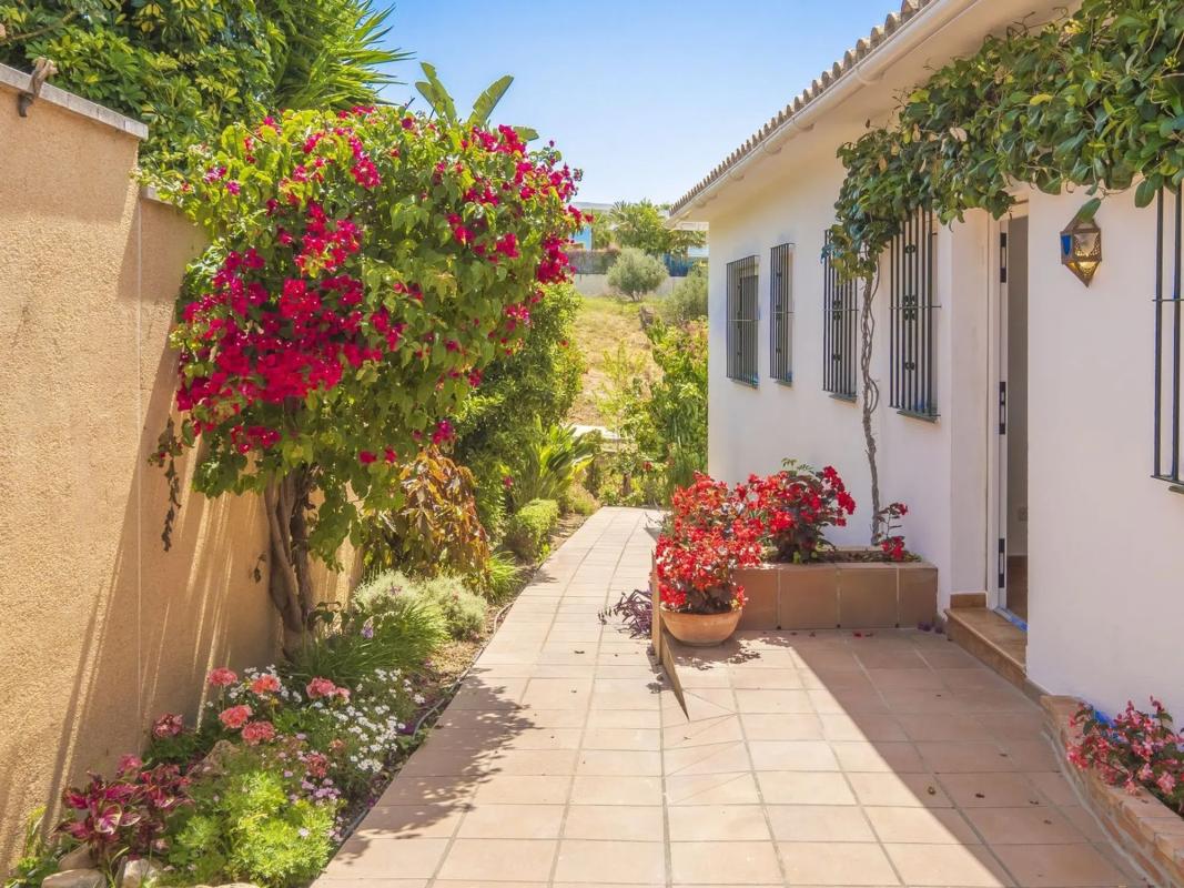 Продажа отдельного шале в  29601 Marbella, Málaga, España s/n, Марбелла photo 3