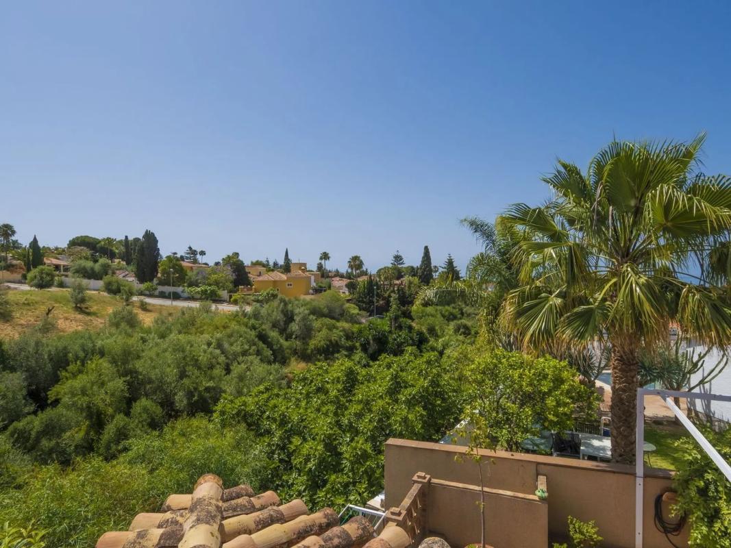 Продажа отдельного шале в  29601 Marbella, Málaga, España s/n, Марбелла photo 4