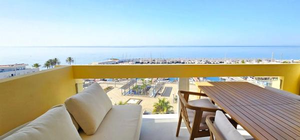 Venta de piso en Avenida Duque de Ahumada, Marbella
thumbnail 3
