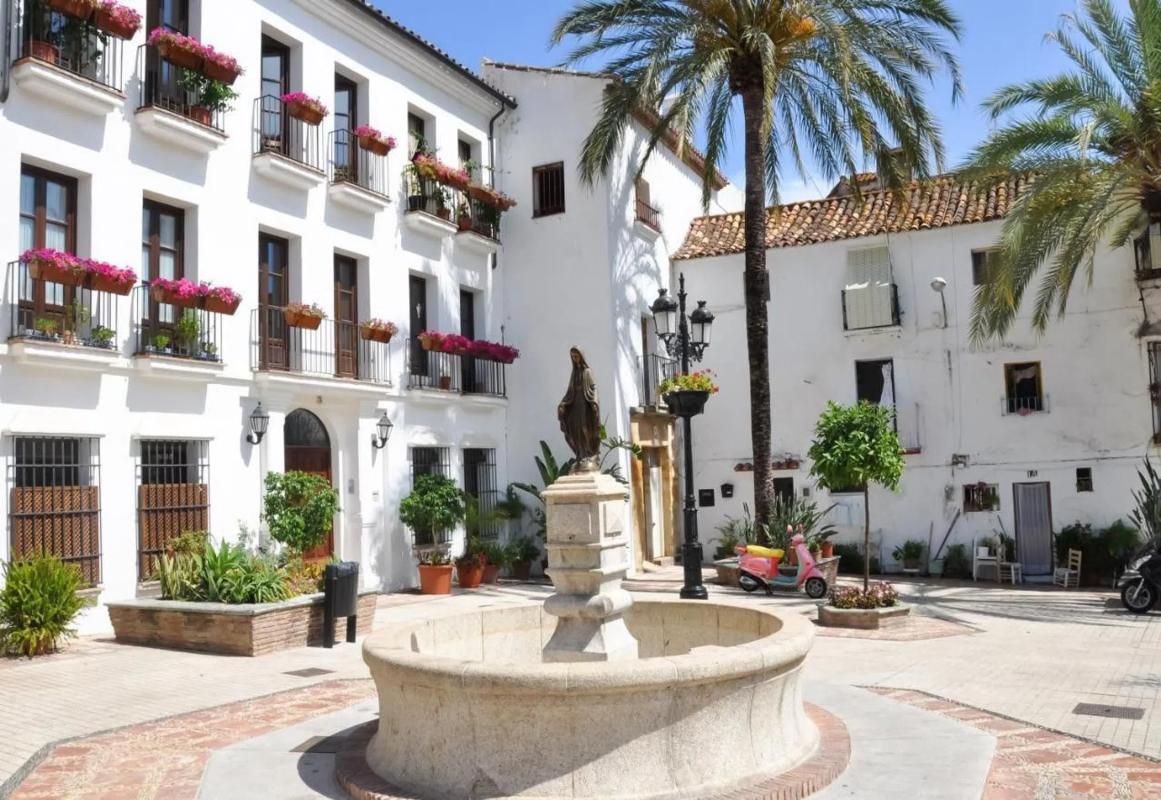 Sprzedaż szeregowego domku w Barrio Casco Antiguo , Marbella photo 4