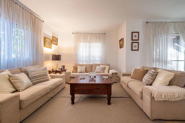 Chalet independiente en venta en Calle Magdalena, 5, Marbella
thumbnail 2