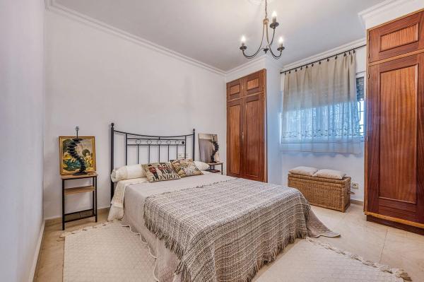Chalet independiente en venta en Calle Magdalena, 5, Marbella
 photo 4