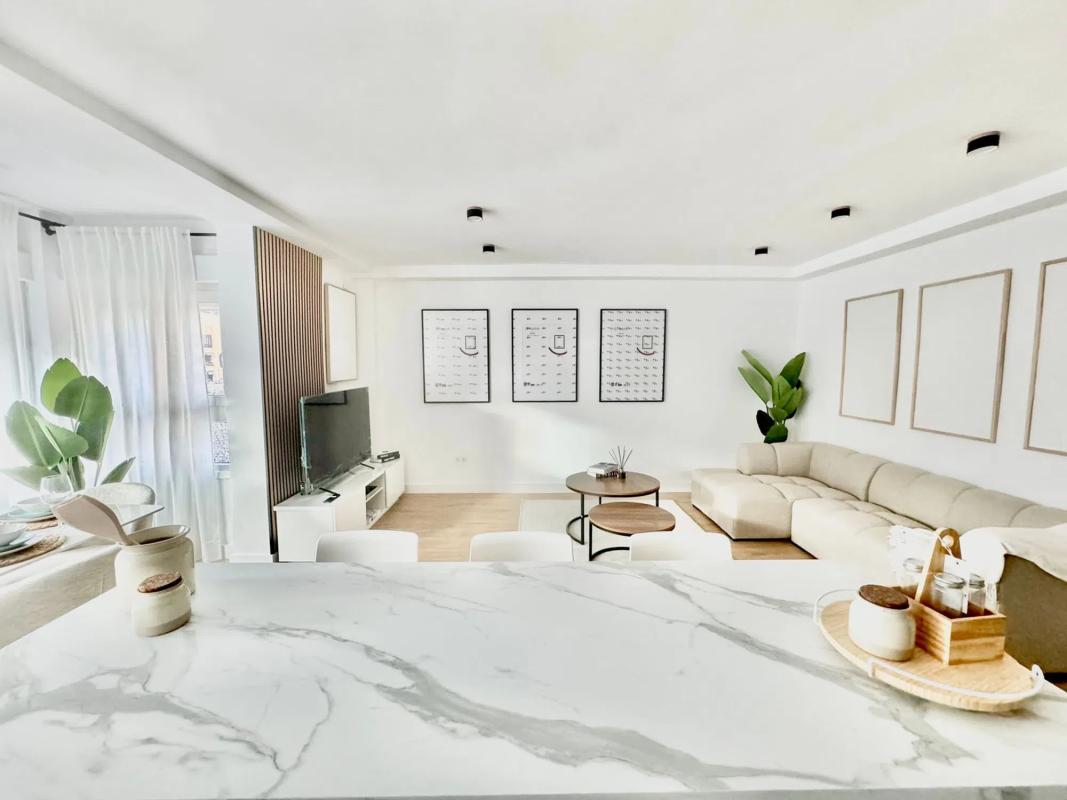 Venta de piso en Calle Vázquez Clavel, Marbella
 photo 3