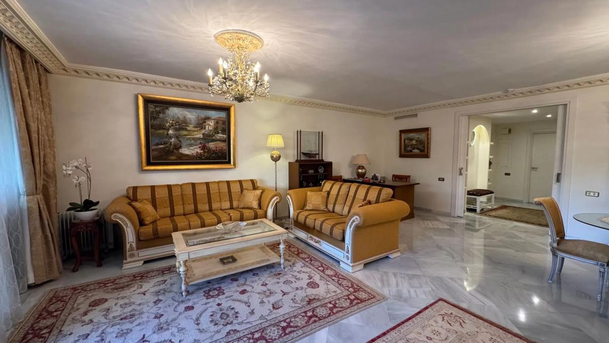 Venta de piso en Calle Arturo Rubinstein, Marbella
photo 5