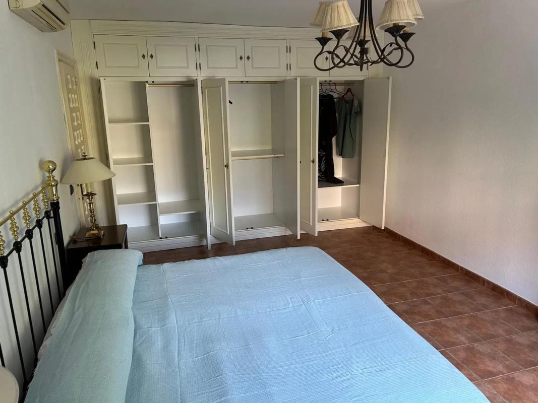 Venta de piso en Avenida Arias de Velasco, 27, Marbella
photo 2