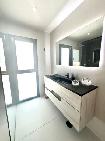 Chalet independiente en venta en Barrio Huerta del Prado-La Montua, Marbella
photo 1