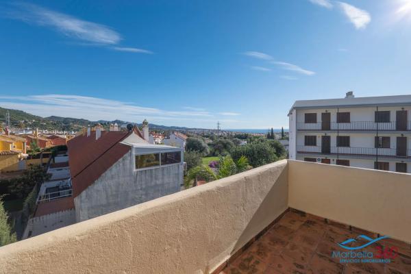 Duplex en venta en Calle Cristóbal Parra, 2, Marbella thumbnail 2