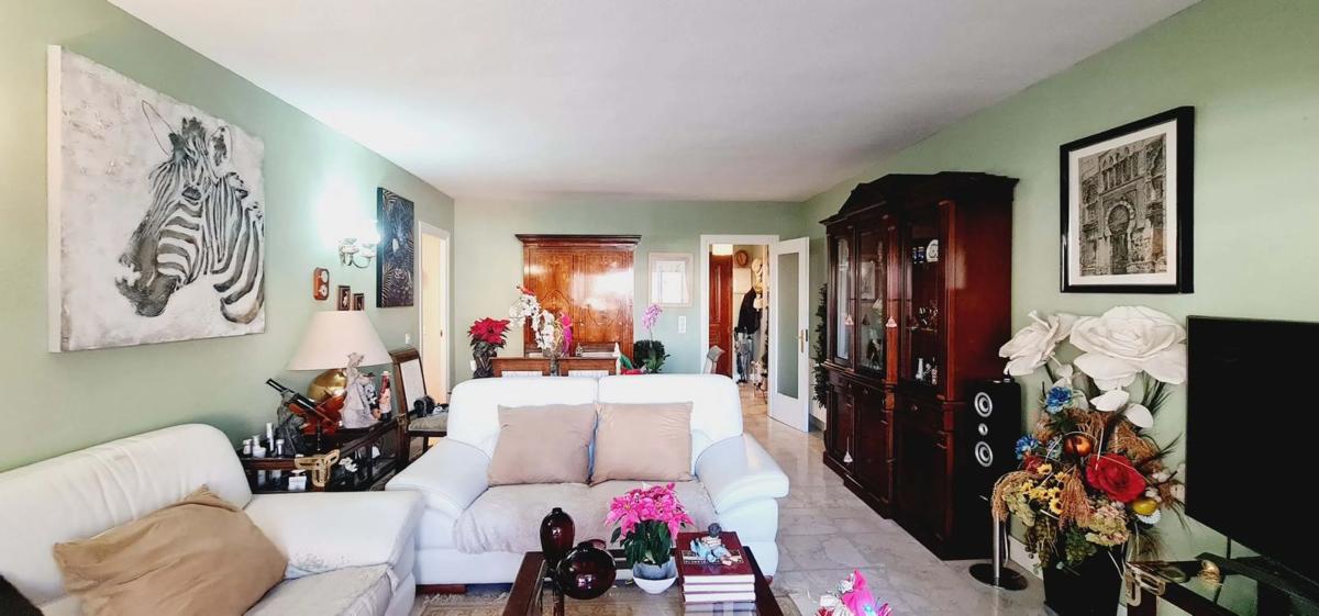 Sale of apartment in Barrio Ricardo Soriano, Marbella
photo 2