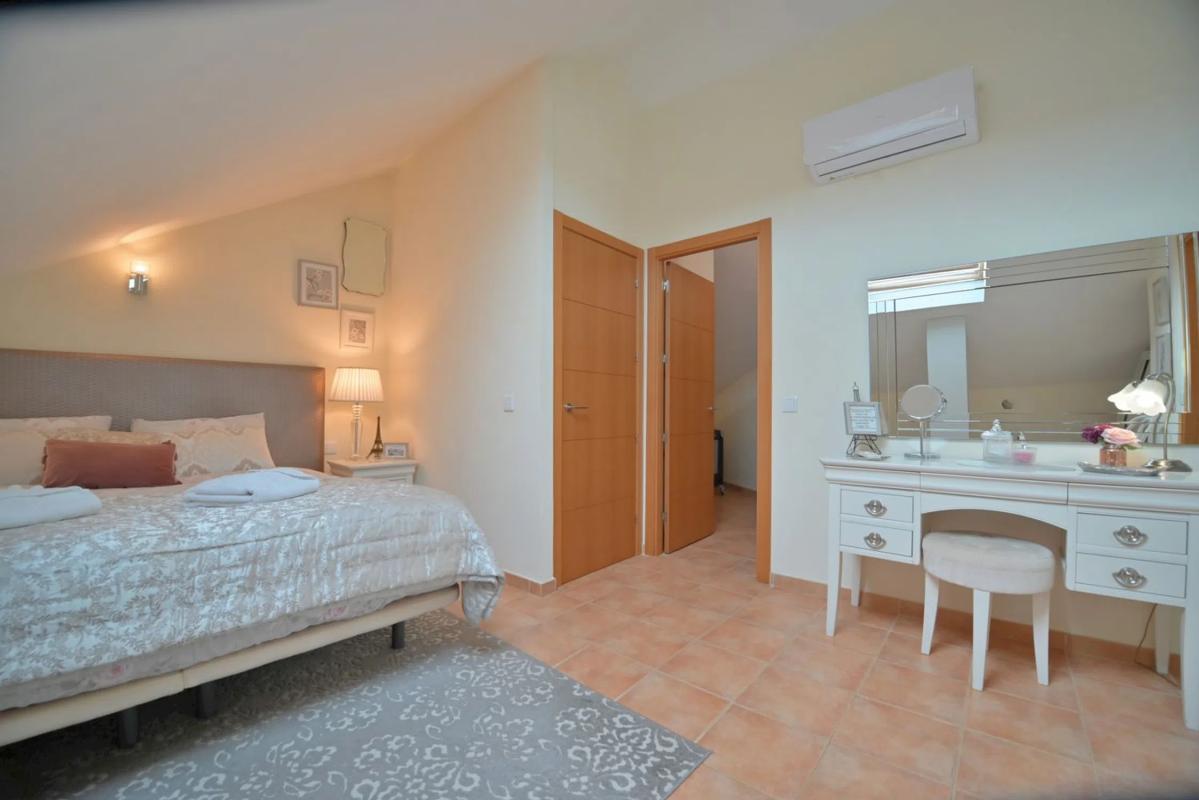 Sprzedaż duplexu w Barrio Casco Antiguo, Marbella photo 5