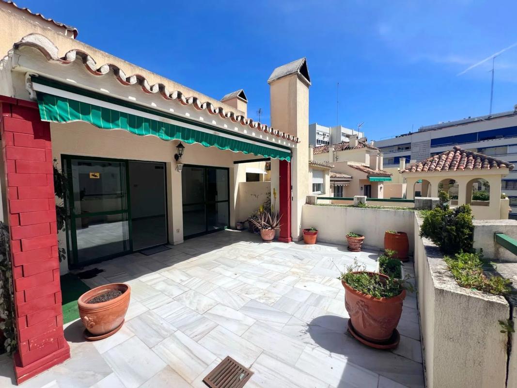 Sprzedaż mieszkania w Calle Jacinto Benavente, 17, Marbella
 photo 3