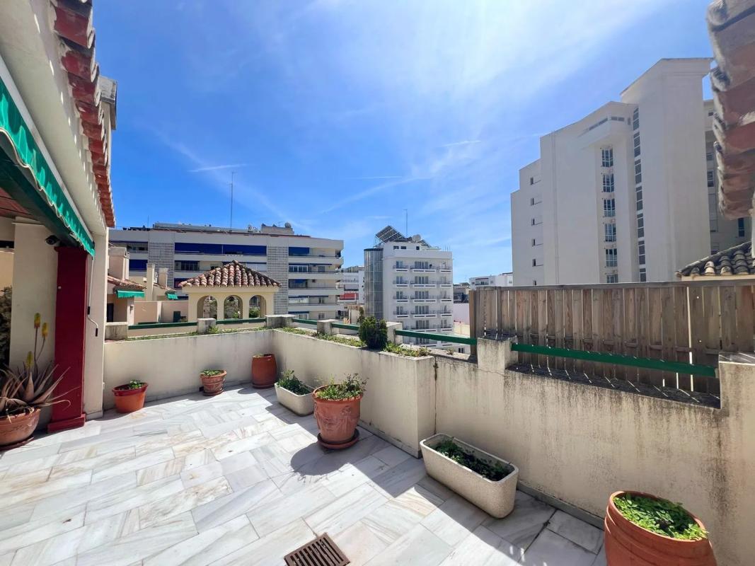 Sprzedaż mieszkania w Calle Jacinto Benavente, 17, Marbella
 photo 5