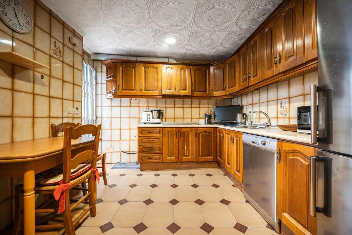 Venta de chalet adosado en Calle Pedraza , Marbella photo 3