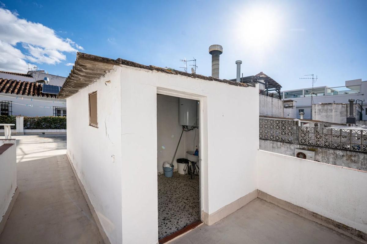 Venta de chalet adosado en Calle Pedraza , Marbella photo 5