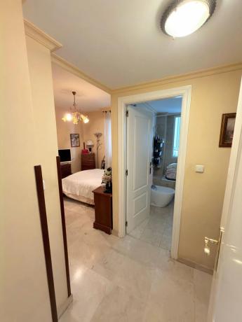 Piso en venta en Avenida Príncipe Salman s/n, Marbella
 photo 4