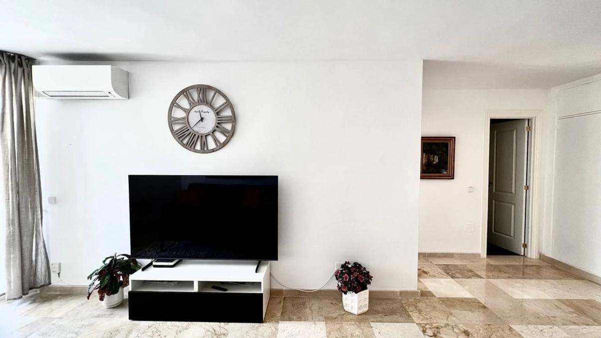 Продажа квартиры на Avenida Duque de Ahumada, 11, Марбелла
photo 2