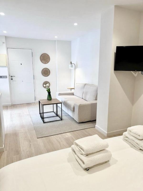 Venta de estudio en Calle Maria Auxiliadora, Marbella photo 2