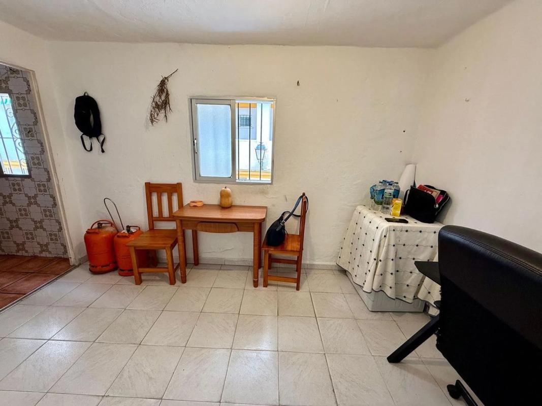 Venta de chalet adosado en  Calle Postigos , Marbella photo 2