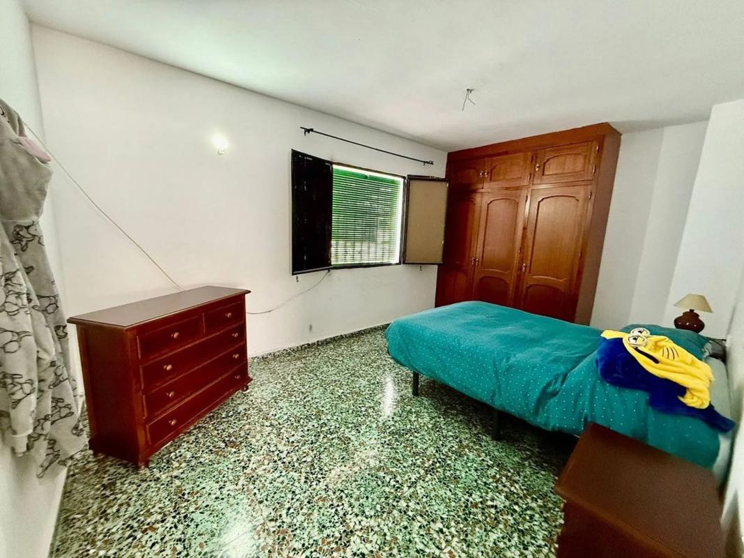 Venta de chalet adosado en  Calle Postigos , Marbella photo 4