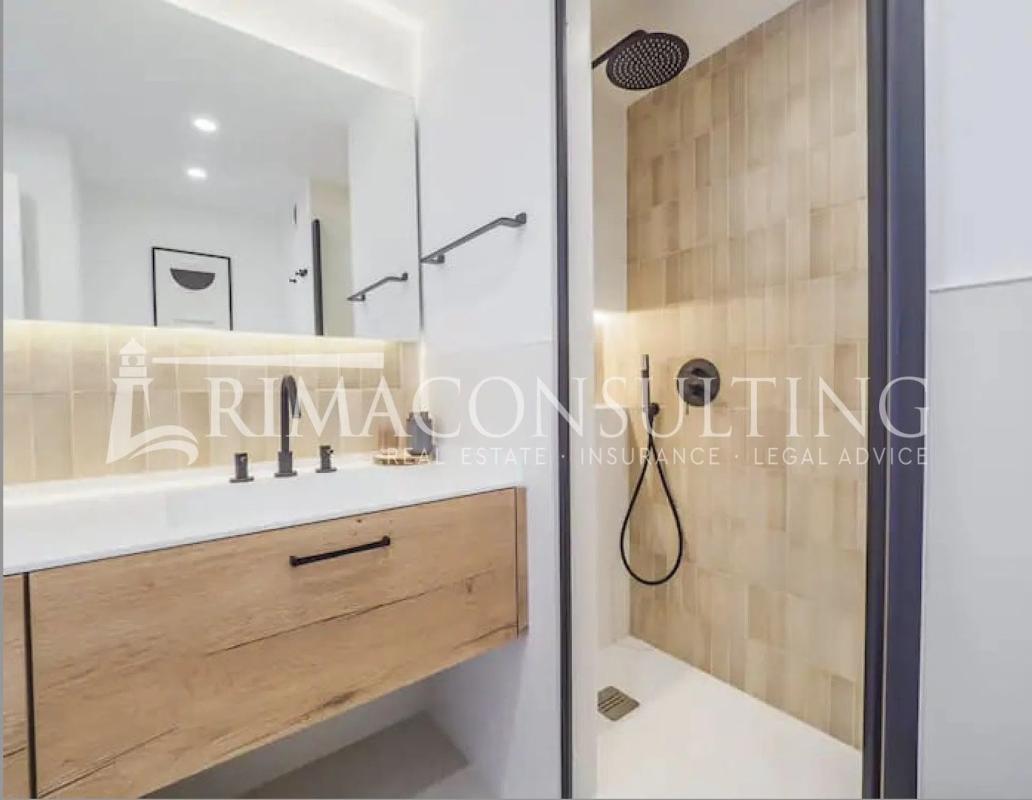Venta de estudio en Avenida Duque de Ahumada, 9, Marbella photo 1