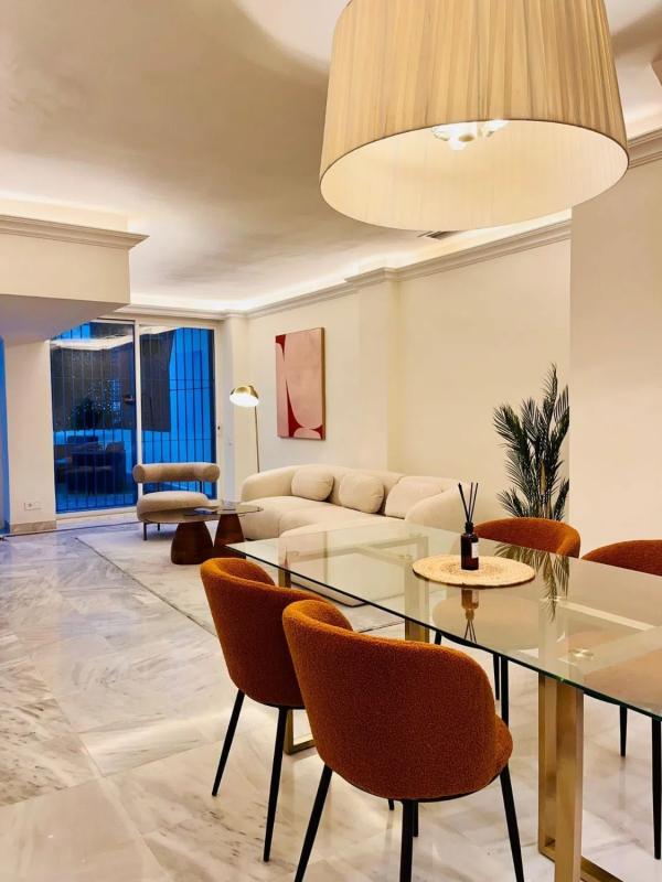 Venta de chalet adosado en Calle de Ramón Gómez de la Serna , Marbella photo 5