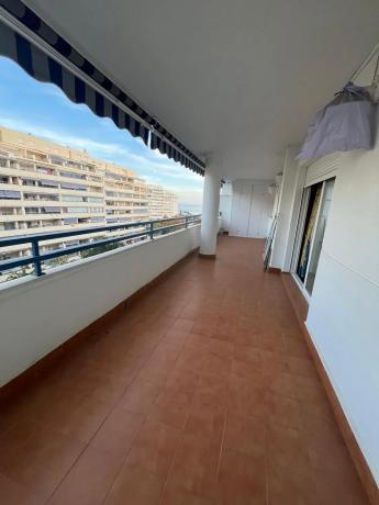 Venta de piso en Avenida General López Domínguez, Marbella
photo 1