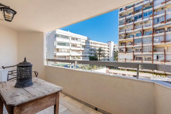 Venta de piso en Camilo José cela, Marbella
 photo 1