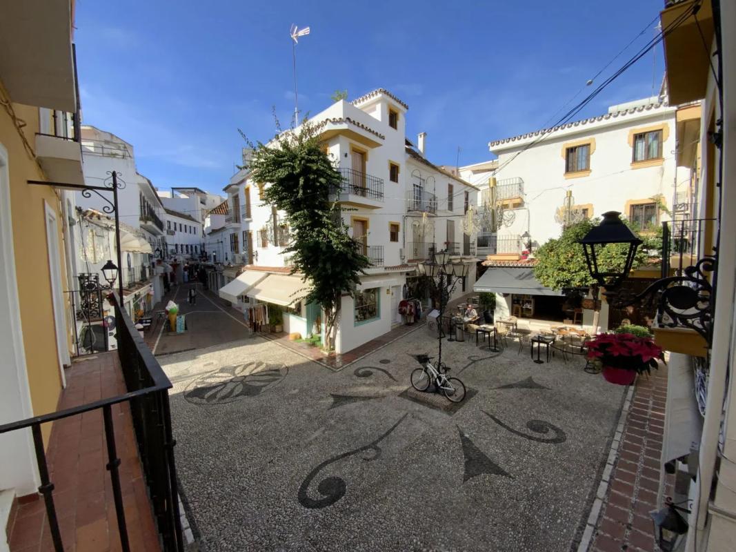 Venta de chalet independiente en Plaza José Palomo, Marbella
photo 1