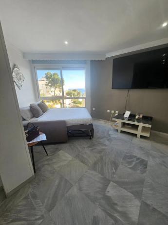 Mieszkanie na sprzedaż w  Avenida SEVERO OCHOA, Marbella photo 2