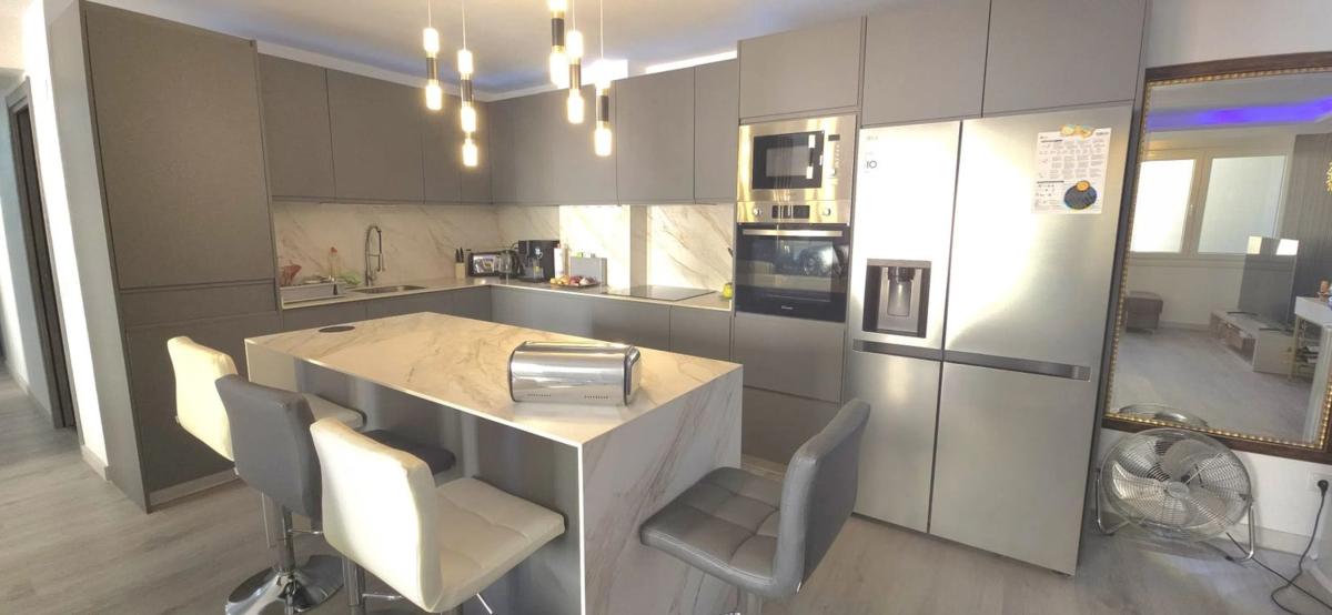 Venta de piso en Avenida Ricardo Soriano, Marbella
photo 1