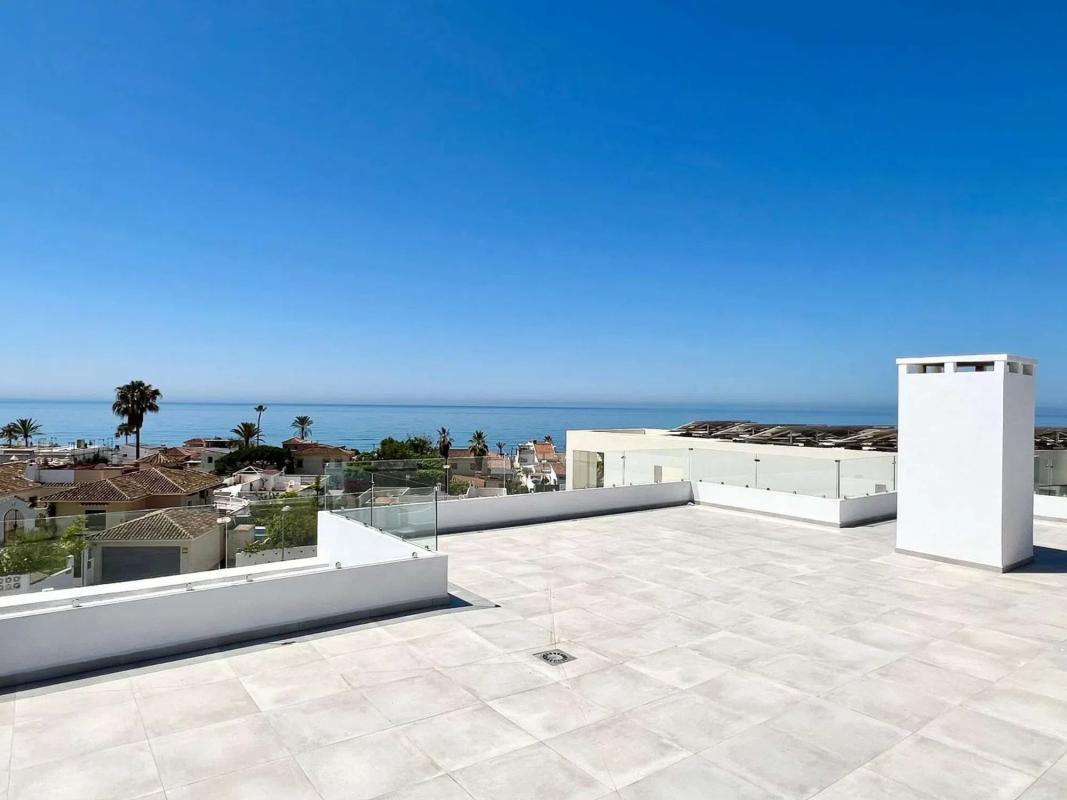 Sale of independent chalet in Barrio Miraflores, Marbella
photo 2