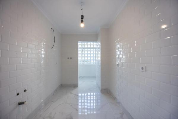 Mieszkanie na sprzedaż w  Calle Salduba, Marbella photo 4