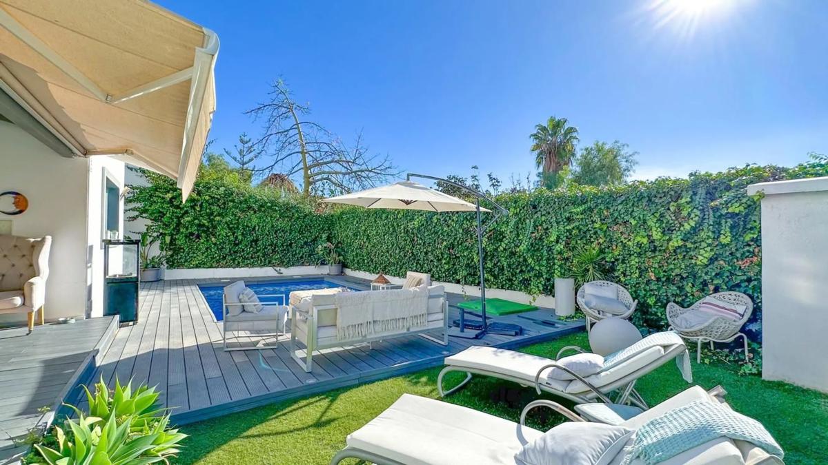 Sprzedaż niezależnego domku jednorodzinnego w Barrio Huerta Belón-Calvario, Marbella photo 3
