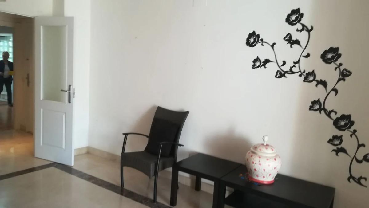 Sale of apartment in Barrio Valdeolletas-Las Cancelas-Xarblanca, Marbella
photo 1