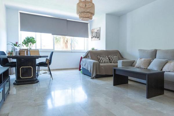 Mieszkanie na sprzedaż w  Barrio La Puya - La Ermita, Marbella photo 1